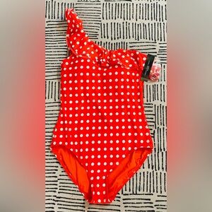 NWT NEW CARMEN MARC VALVO Ruffled bathing Swimsuit